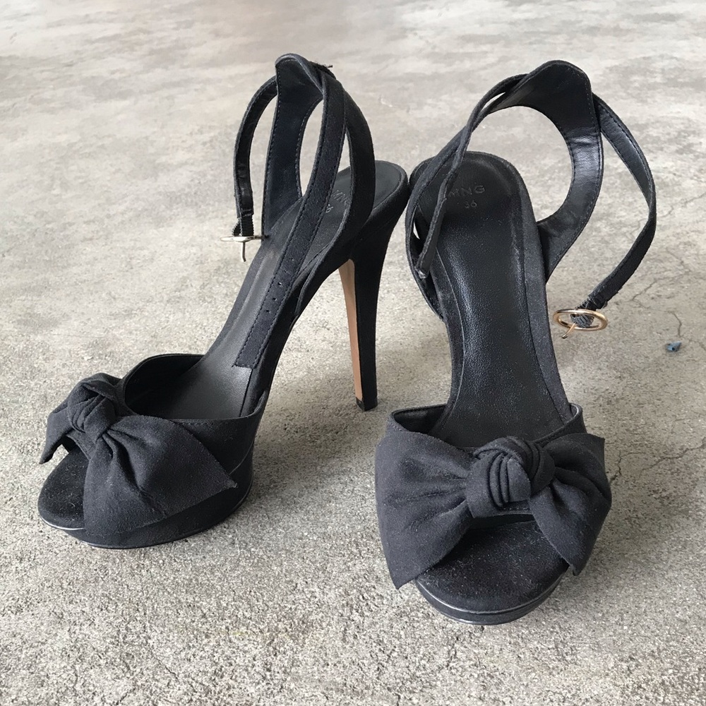 Mango Bow Heels